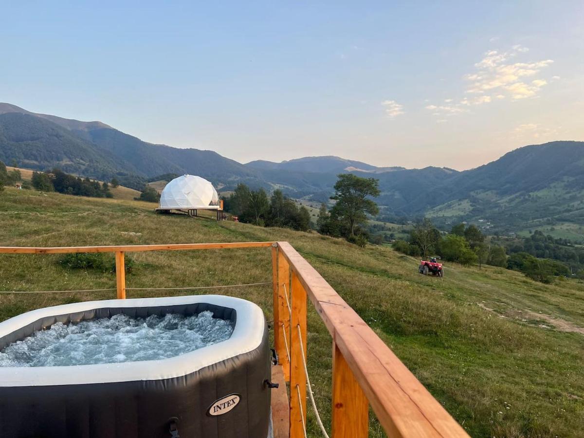 Hotel Tranquil Dome - Manta'S Retreat Glamping Cornereva Exterior foto