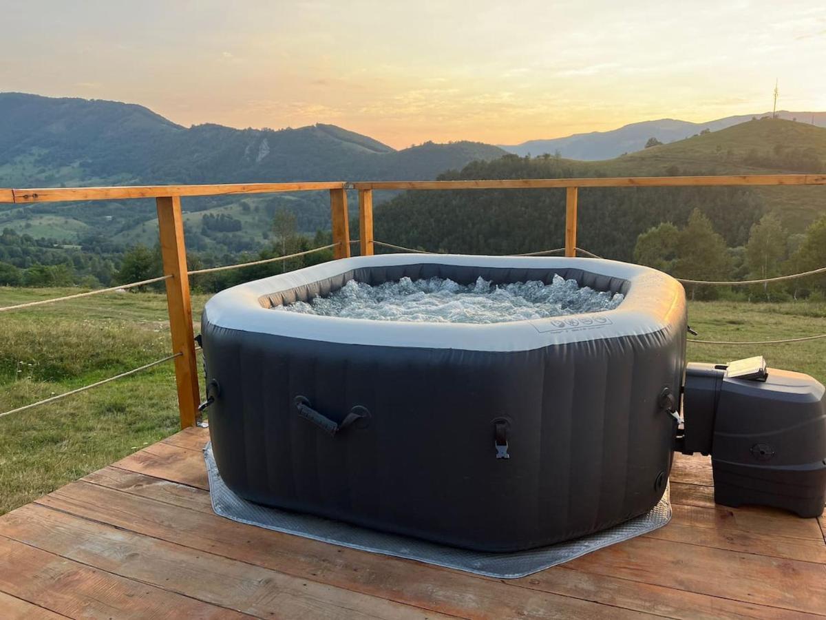 Hotel Tranquil Dome - Manta'S Retreat Glamping Cornereva Exterior foto